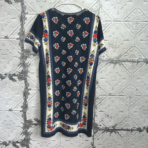 Tory Burch floral patterned Tshirt dress - Picture 3 of 9